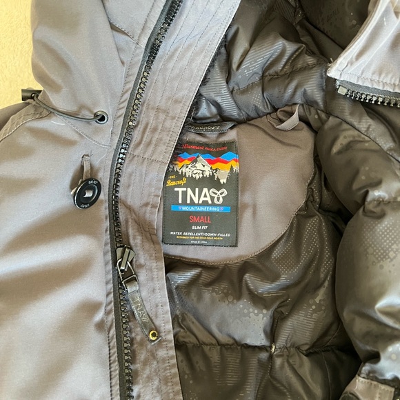 TNA Bancroft Parka - Picture 2 of 8